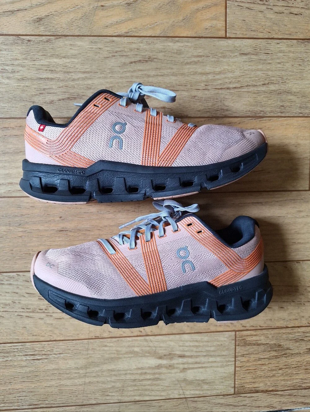 On Running  Cloudgo Women's Rose Magnet Size 7.5